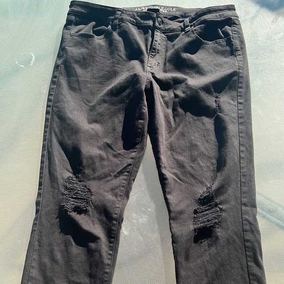 American Eagle size size 18 LONG super stretch distressed jegging pants - Picture 3 of 3